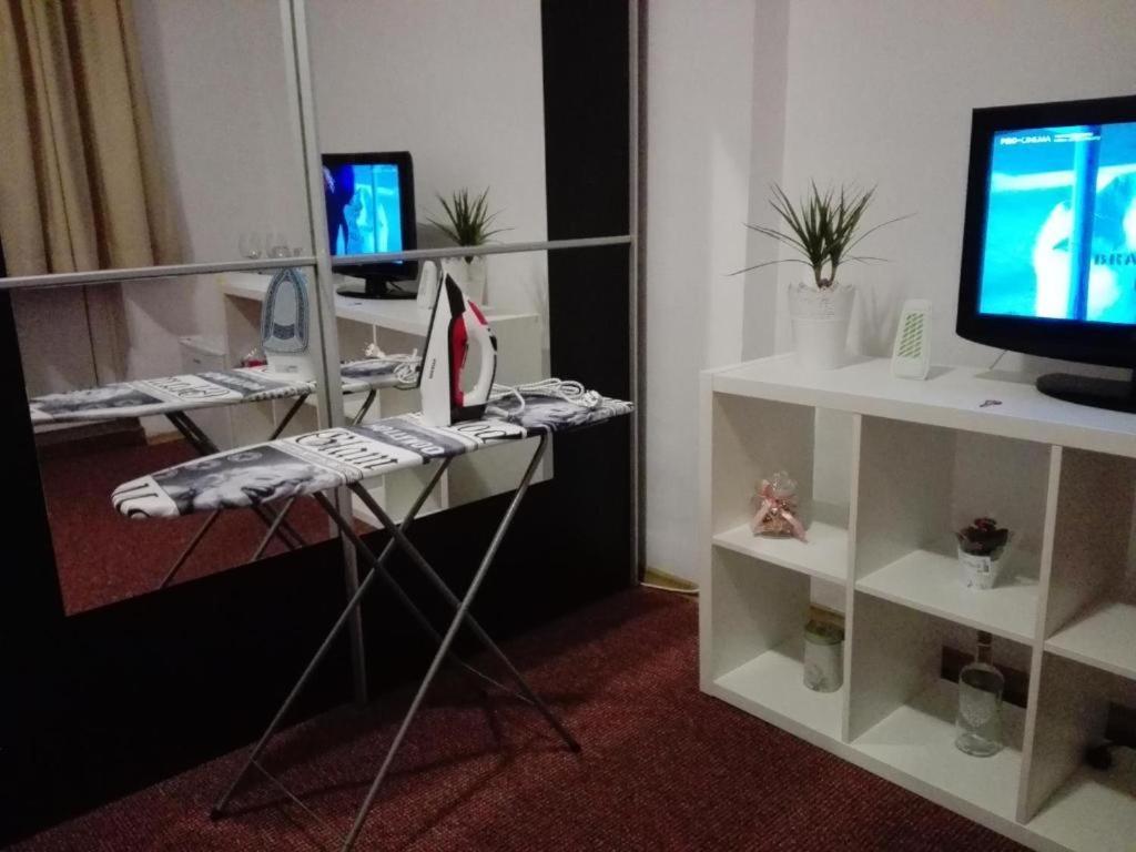 Appartamento Studio Central Calea Victoriei Bucarest Esterno foto